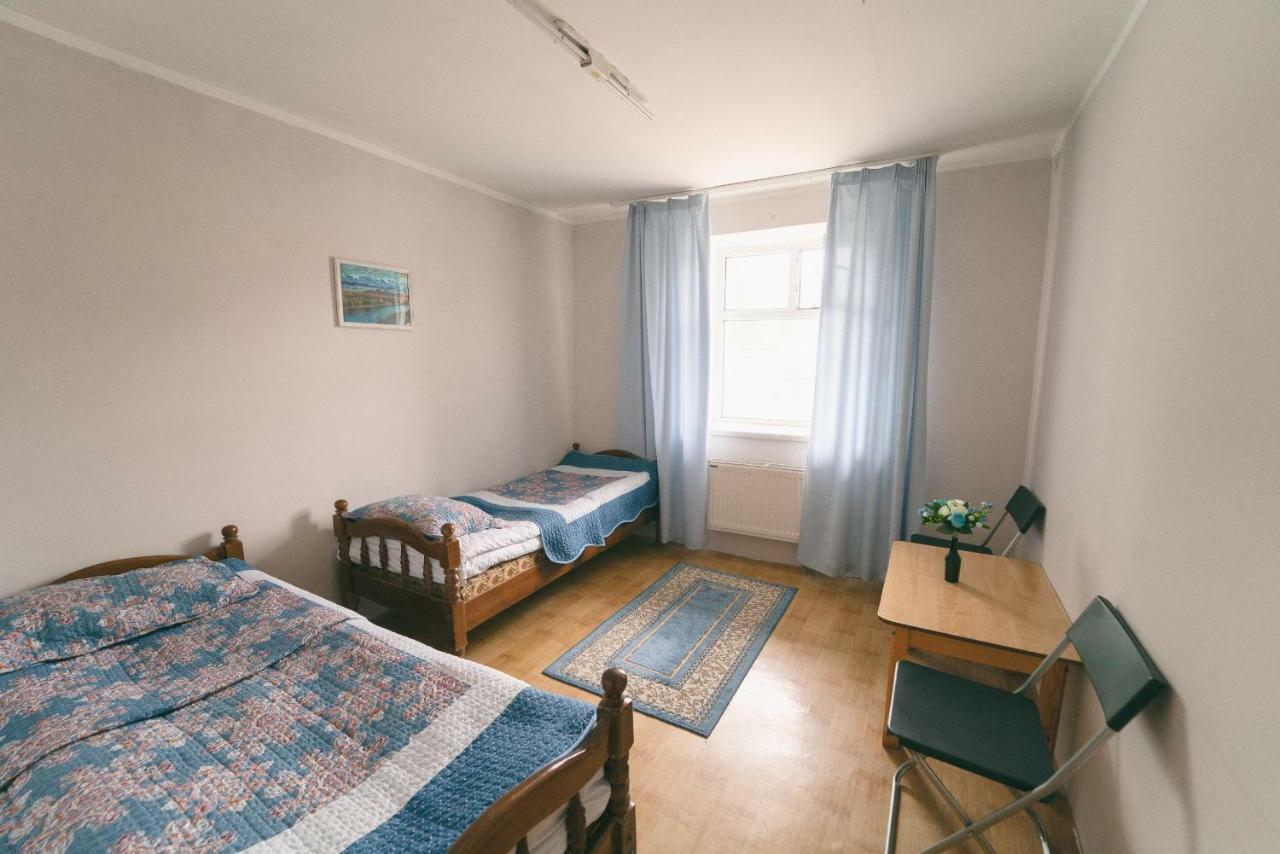 Town Yard Hostel Улан-Батор Экстерьер фото